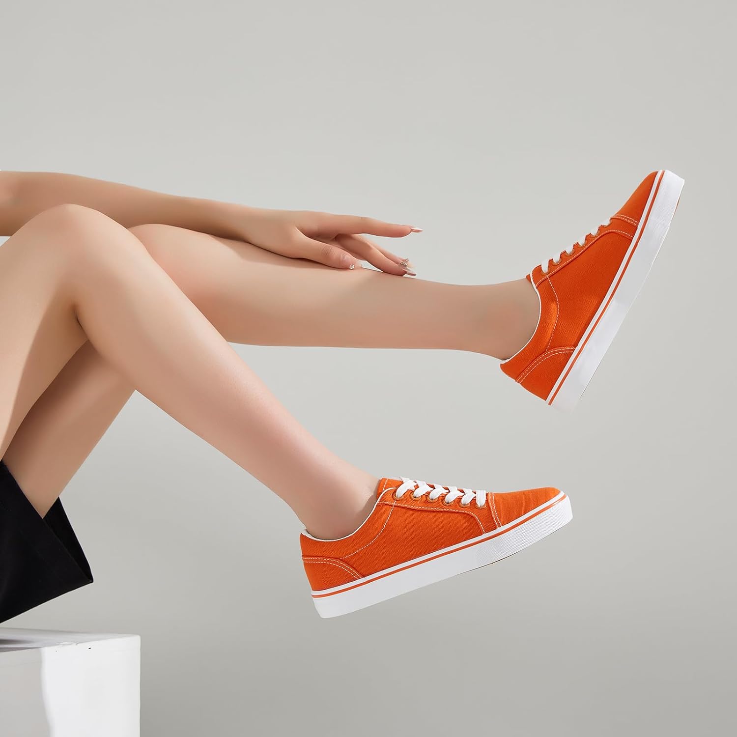 Canvas Shoes for Women White Canvas Sneakers Womens Casual Shoes Low Top Black Sneakers Comfortable Tennis Shoes