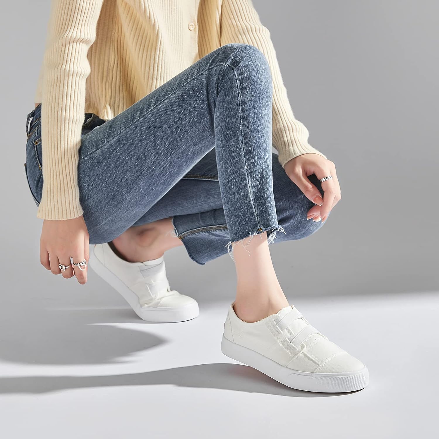 Womens Slip on Shoes Patchwork Canvas Fashion Sneakers Casual Tennis Shoes Walking Flat Shoes(White,US8)